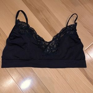 🧸2/$40 Calvin Klein Black Lace Bralette - size S